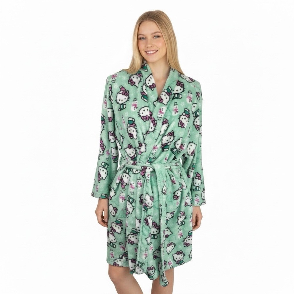 Hello Kitty Snowman Christmas Tree L/XL Bathrobe Green Pink New